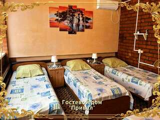 Гостевой дом Привал Кущевская Классический четырехместный номер-1