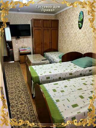 Гостевой дом Привал Кущевская Семейный люкс с балконом-2
